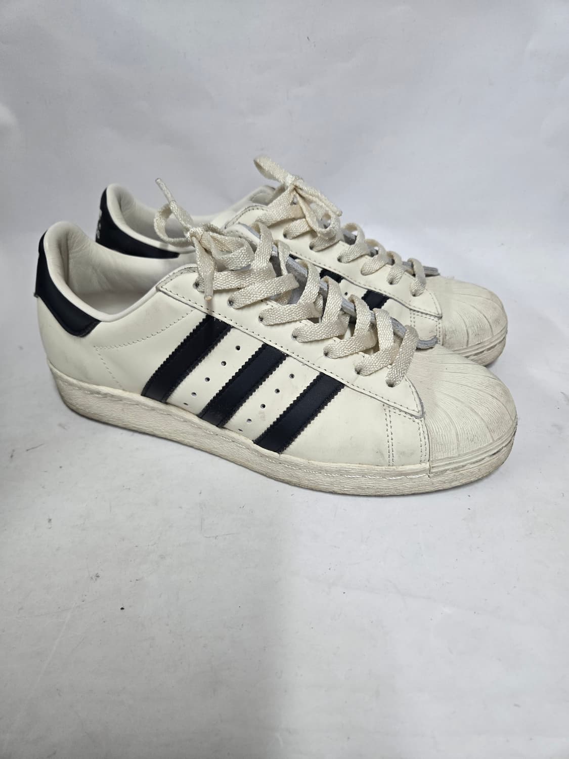 아디다스 슈퍼스타 흰검 스니커즈 270mm  상품이미지1