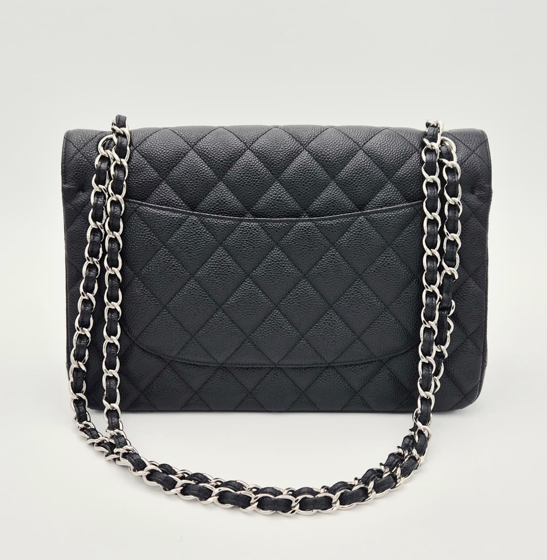 샤넬 클래식 라지 플랩 체인 숄더백
16번대

샤넬의 아 상품이미지8