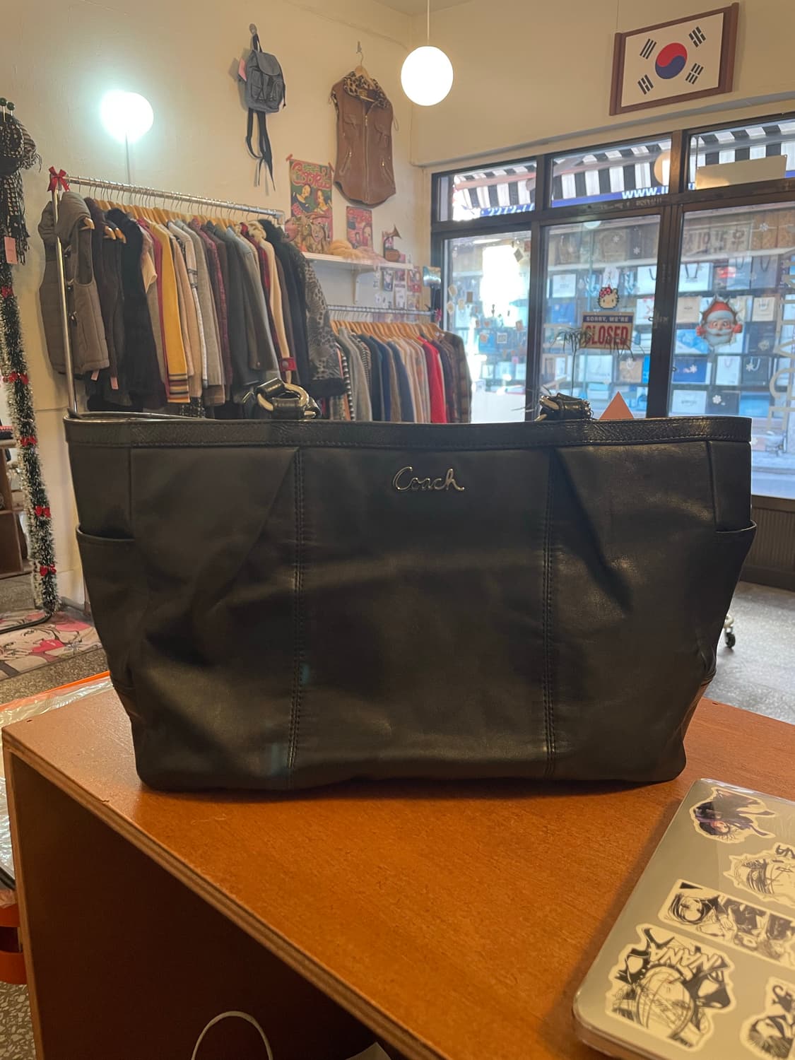 코치 블랙 레더 숄더백 [무배] 상품이미지3