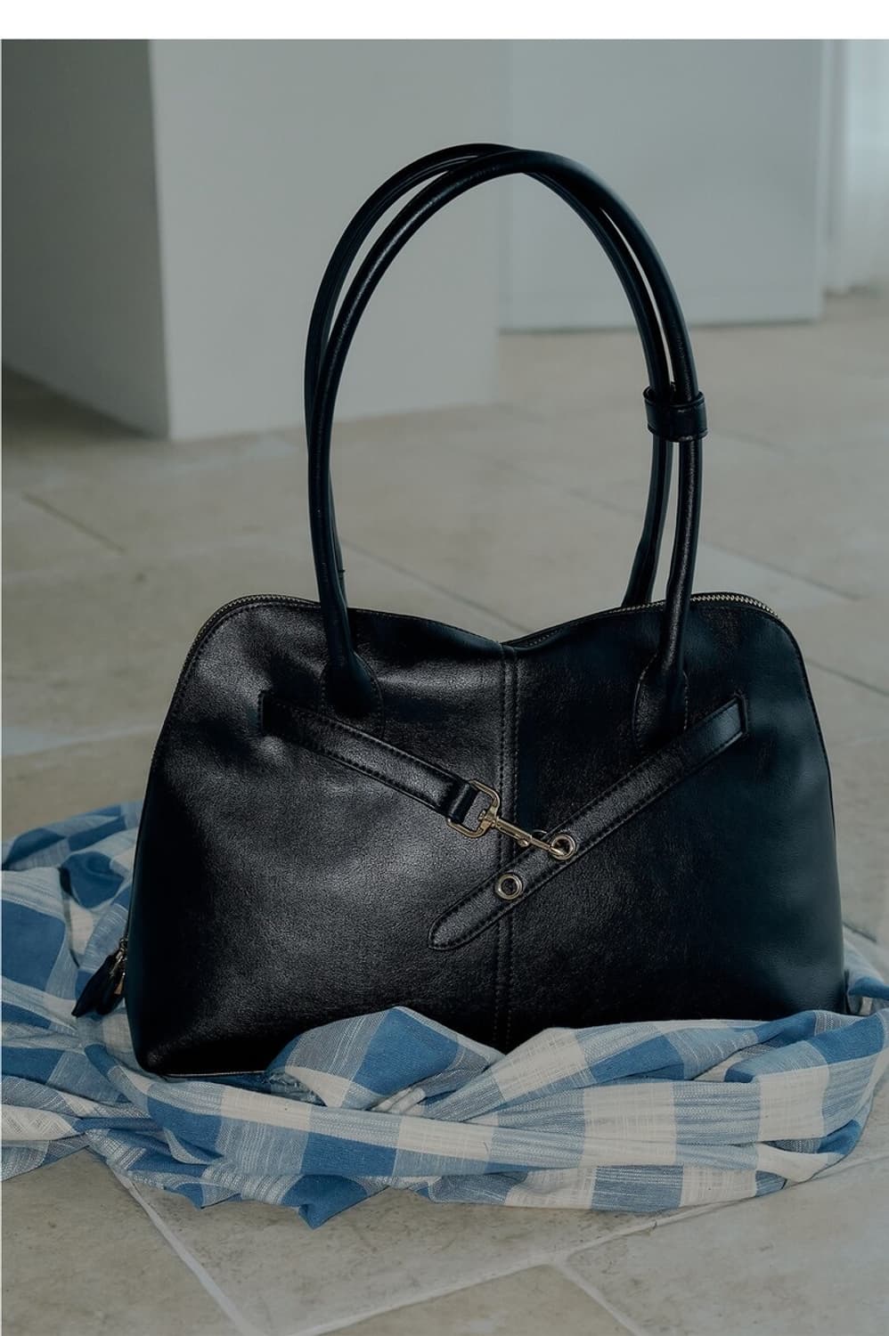 데누 노아백 팝니다! Denu NOA Black Silver 상품이미지2