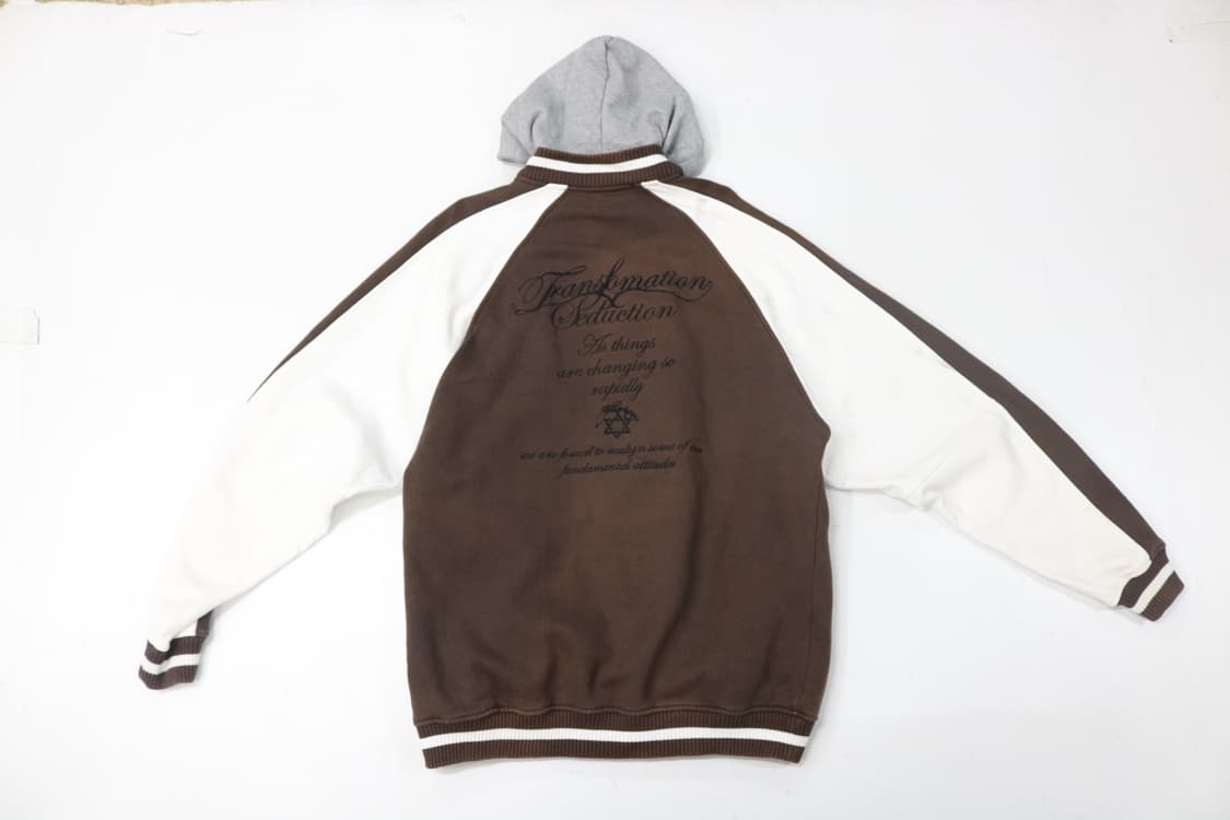 RUFTWO 루프트웨 브라운 배색 레터링 후드 스타디움 자켓 (XL) 상품이미지8