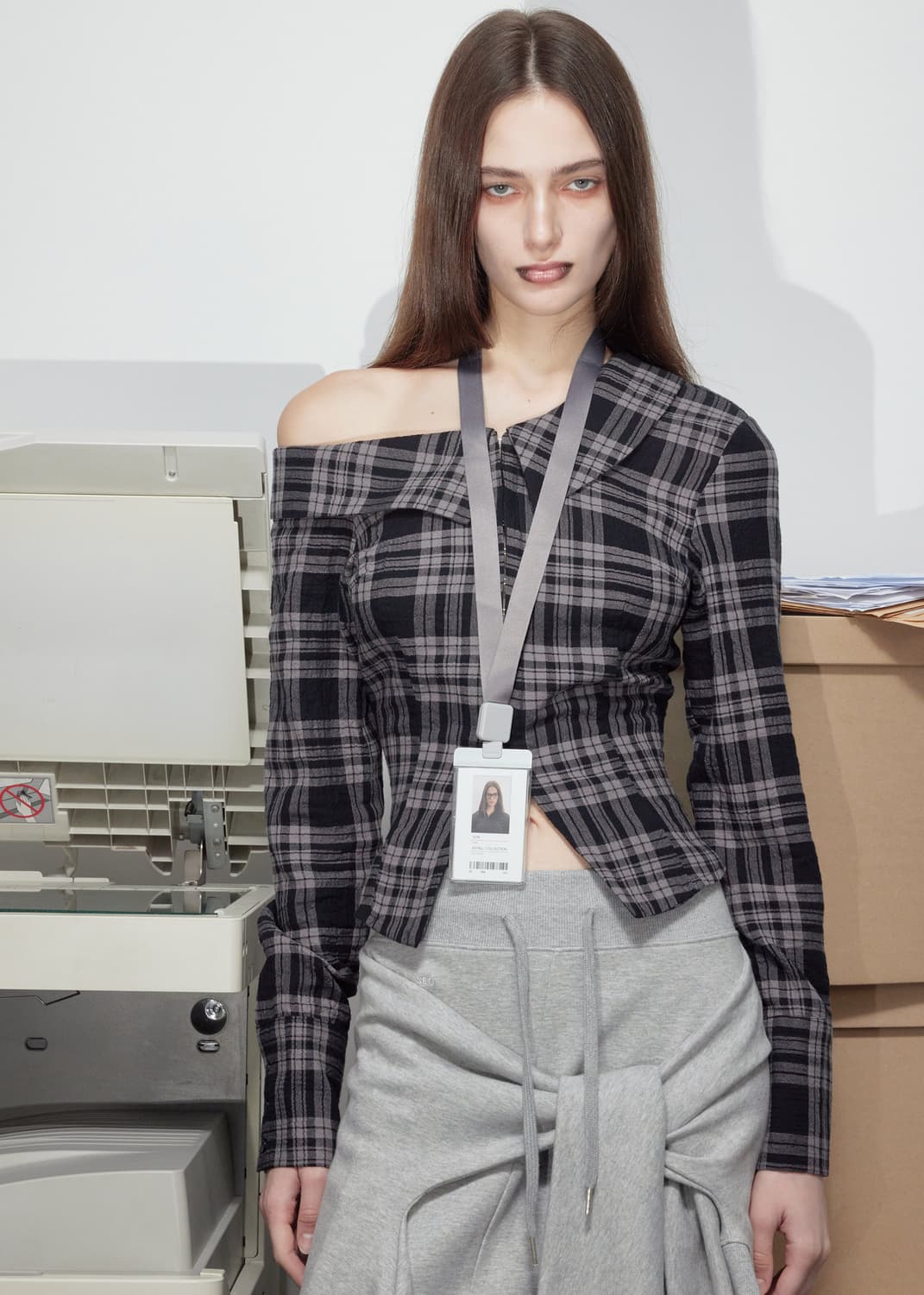 보헤미안서울 ONE SHOULDER SLIM-FIT SHIRT 체크 상품이미지2
