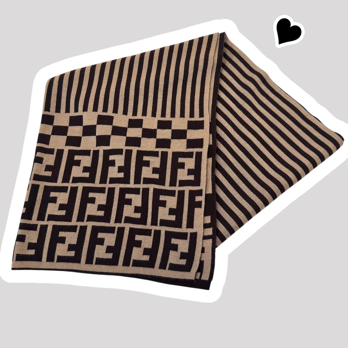 정품 펜디 쥬카 스트라이프 브라운 머플러 상품이미지1