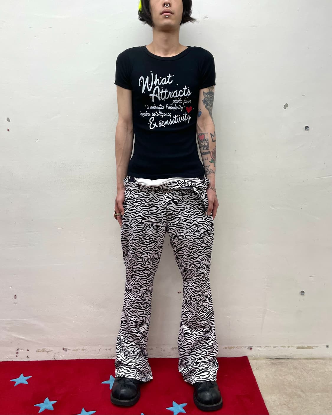 What atnacta heart cubic t-shirt 상품이미지3