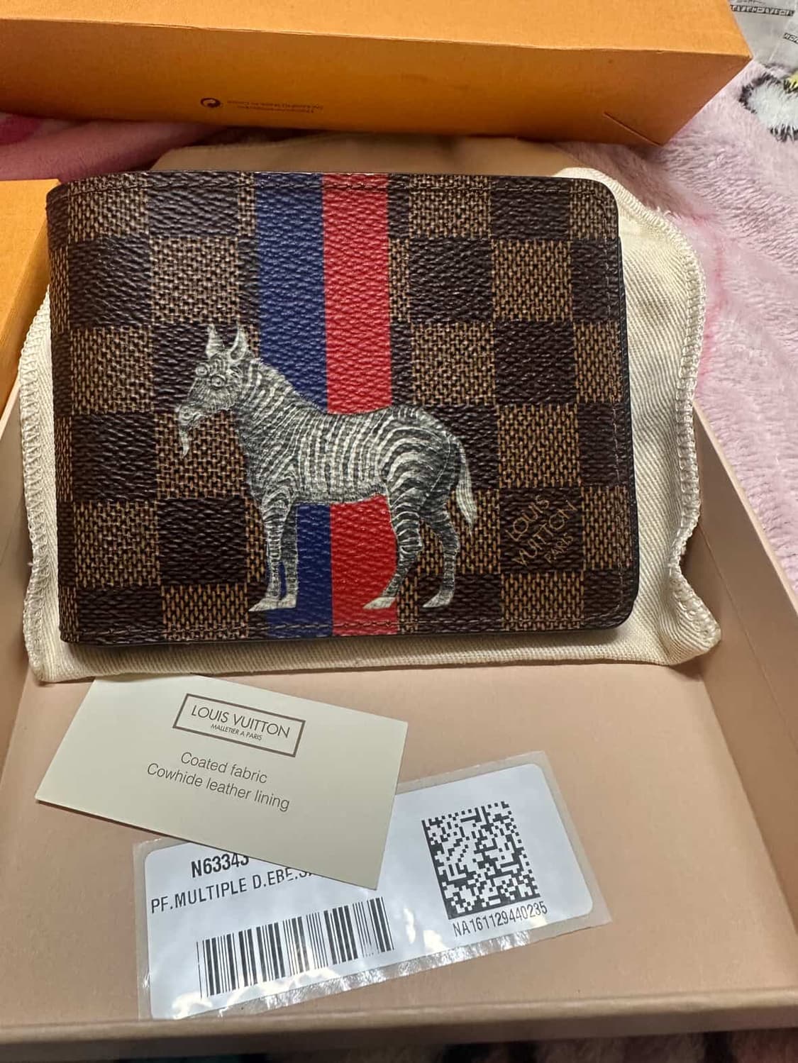 ⭐️한정판⭐️루이비통 X 채스먼 멀티플 다미에 반지갑 월릿 상품이미지1