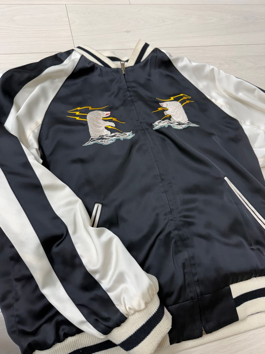 [L] 틸레이트 스카잔 수베니어 자켓 상품이미지4