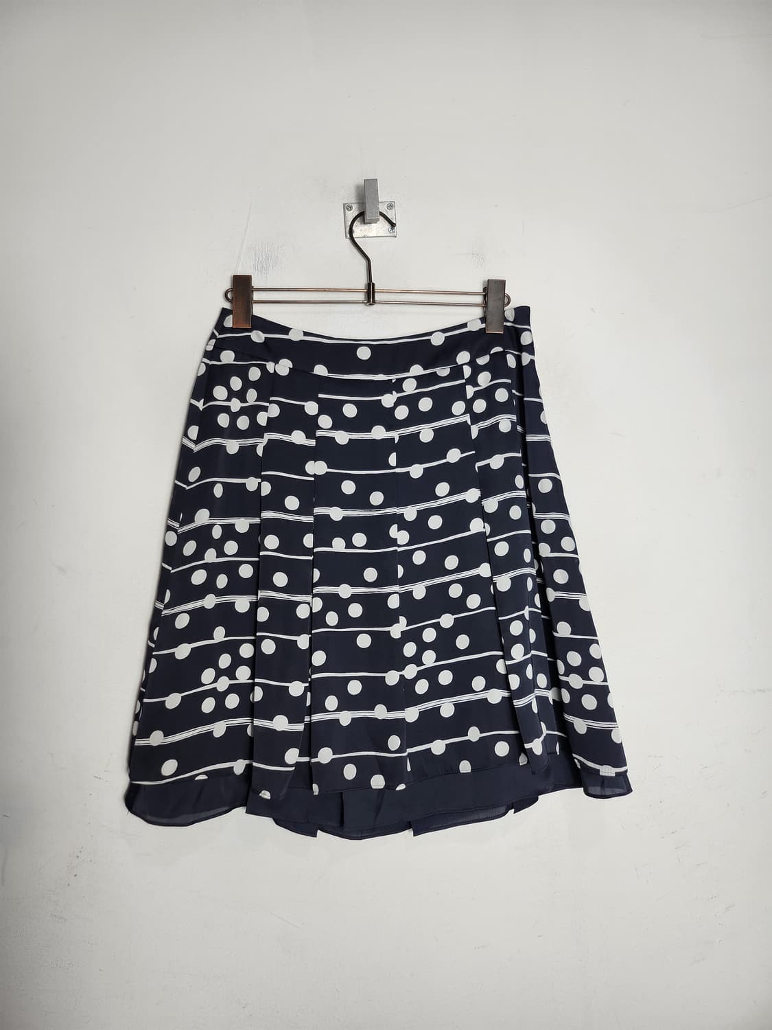 YETTS 도트 플리츠 미디 스커트 상품이미지4