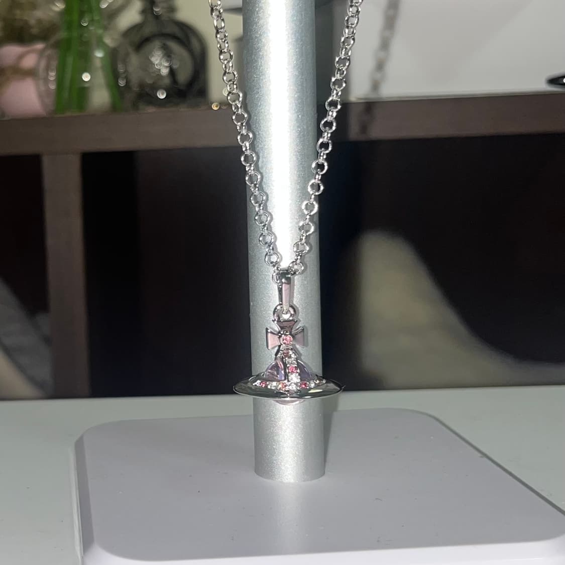 비비안웨스트우드 핑크 orb 목걸이 상품이미지2