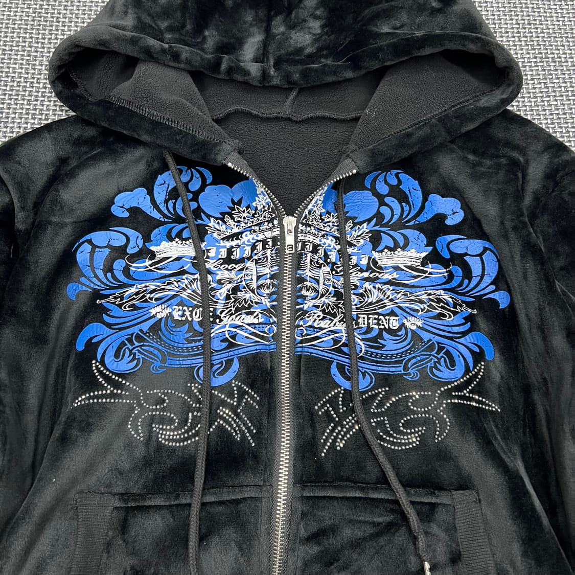 착샷O 빈티지 펑크 큐빅 레터링 벨벳 후드집업 상품이미지2