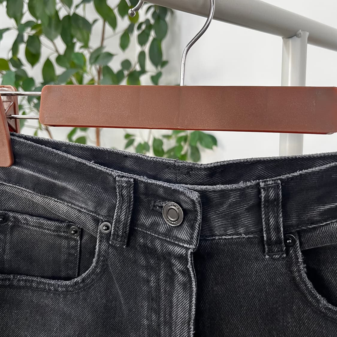 준지 2024 우먼 와이드 흑청 데님팬츠 34 상품이미지3