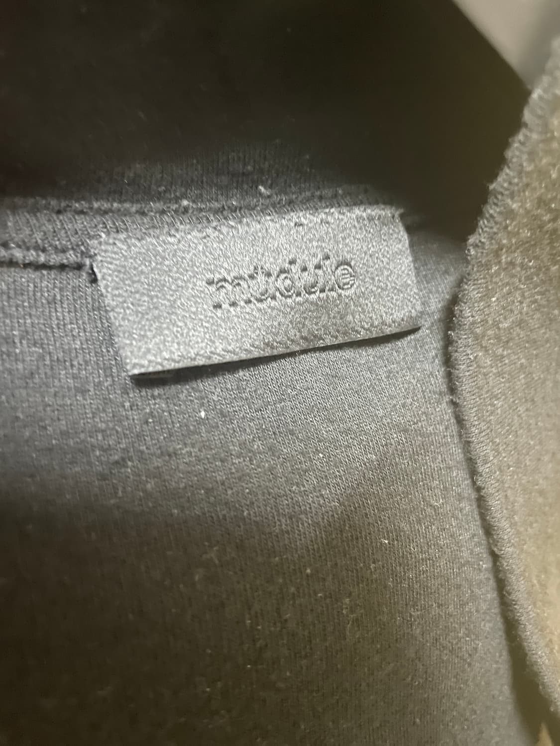 머듈 넥집업 블랙 2 상품이미지3