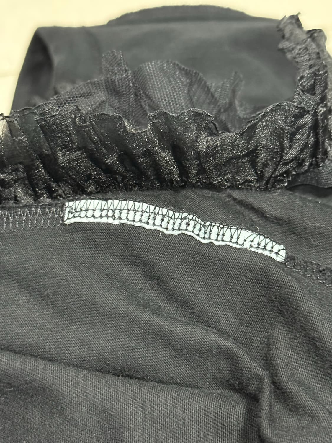 꼼데가르송 프릴 레이스 디테일 반팔 티셔츠 상품이미지5