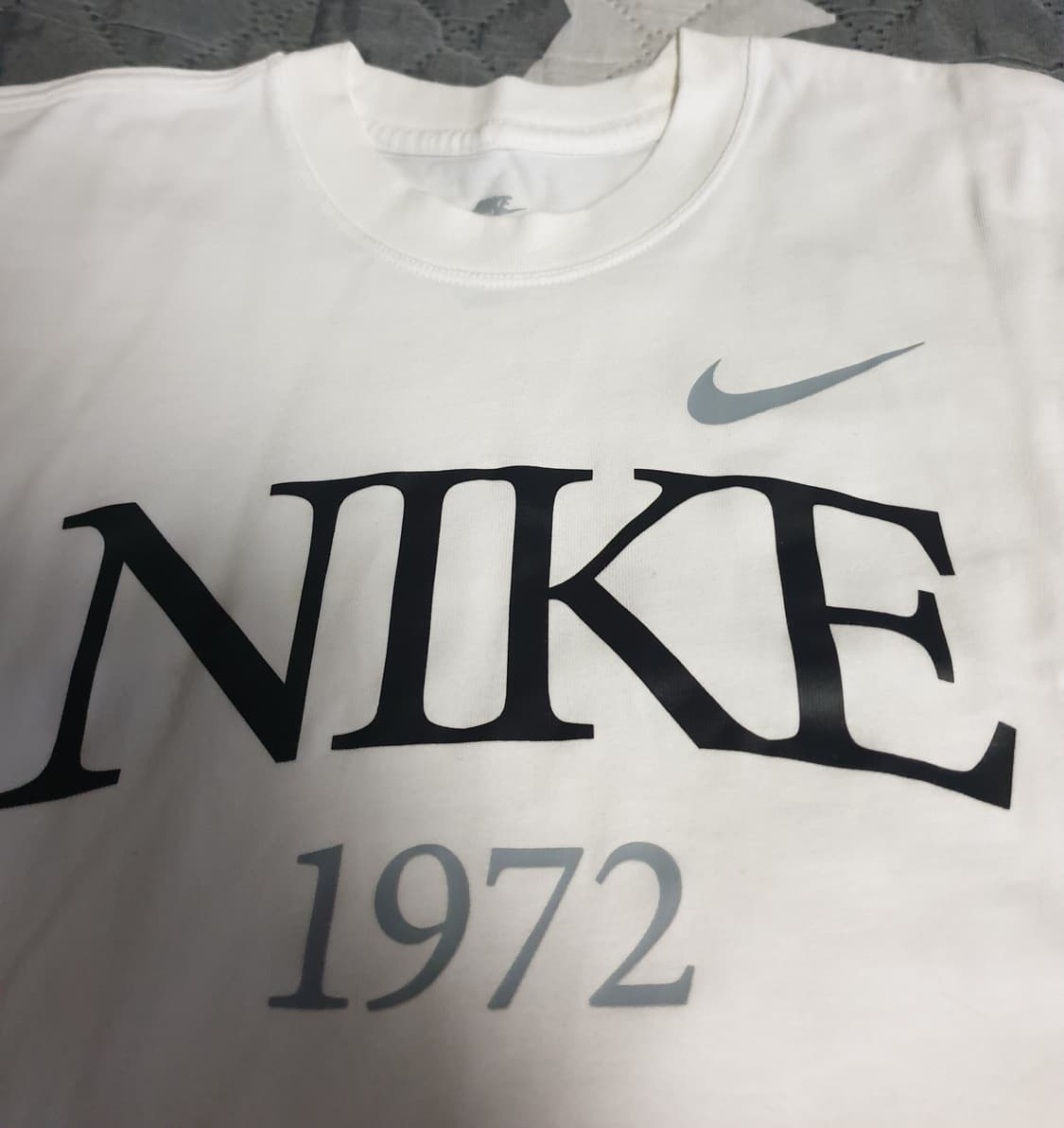 나이키 우먼 NSW 클래식 반팔티 화이트 (S) 상품이미지3