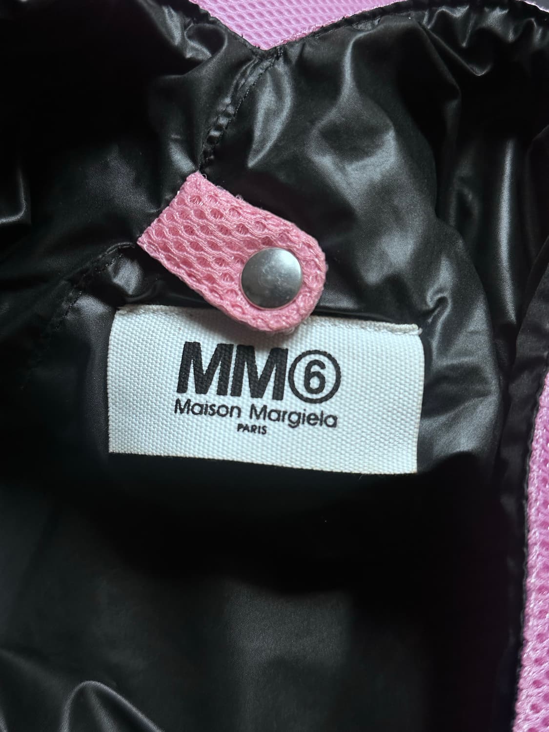 메종마르지엘라 MM6 메쉬 토트백 베이비핑크 상품이미지3