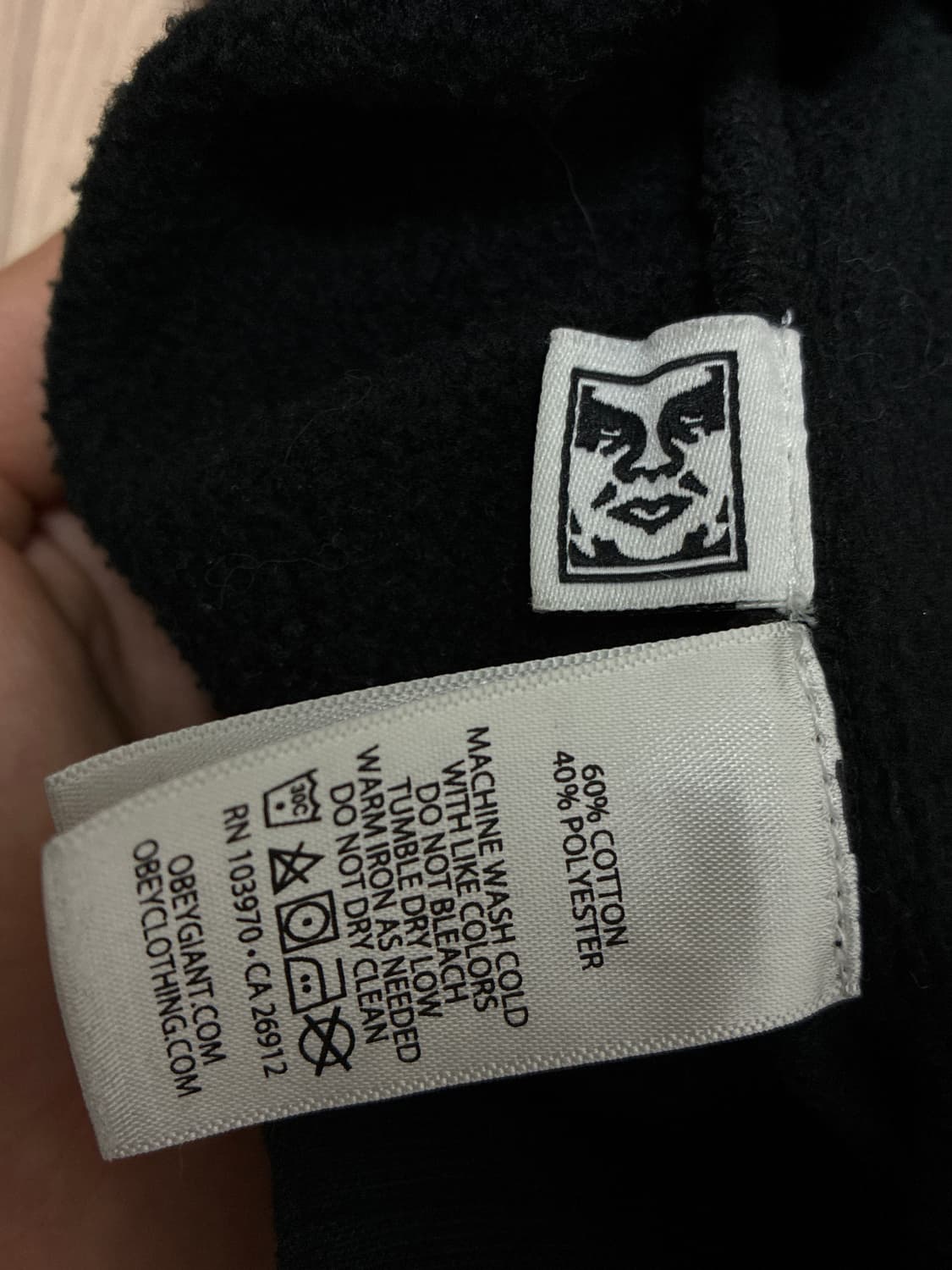 오베이 Obey 맨투맨 블랙 상품이미지4