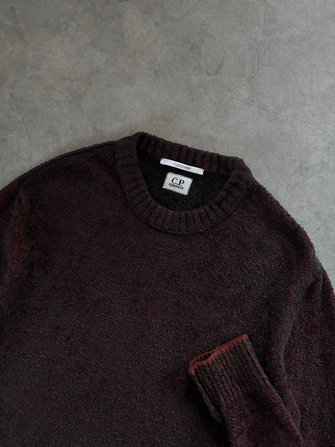 C.P.company 씨피컴퍼니 버건디컬러 플리스 니트 상품이미지2