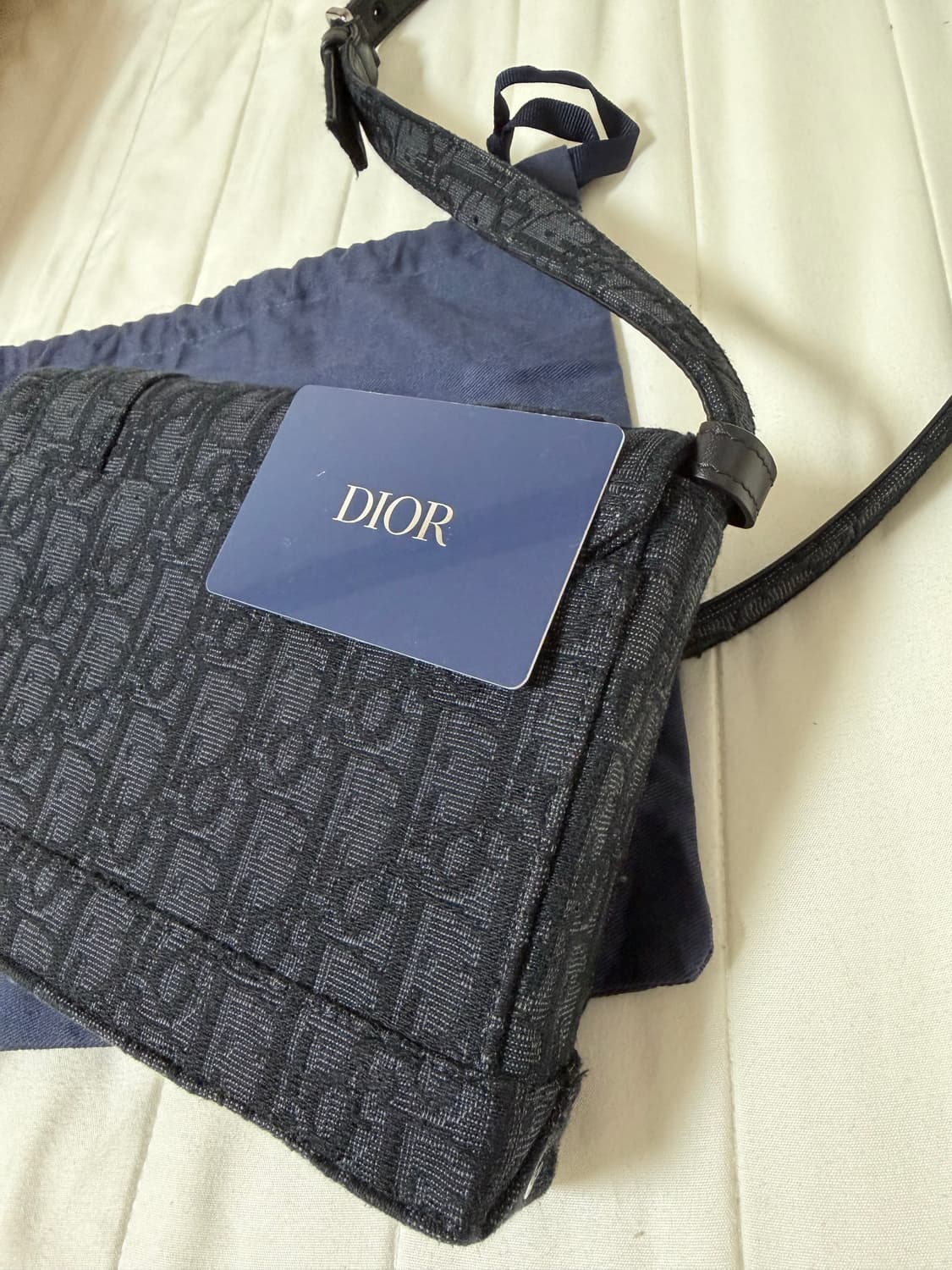 디올 가방 2021 / 풀구성(보증서카드+더스트) / 상태 최상 상품이미지1