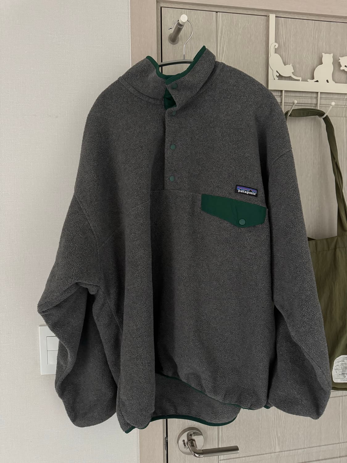 파타고니아 신칠라 올리브 그레이 XL 상품이미지1