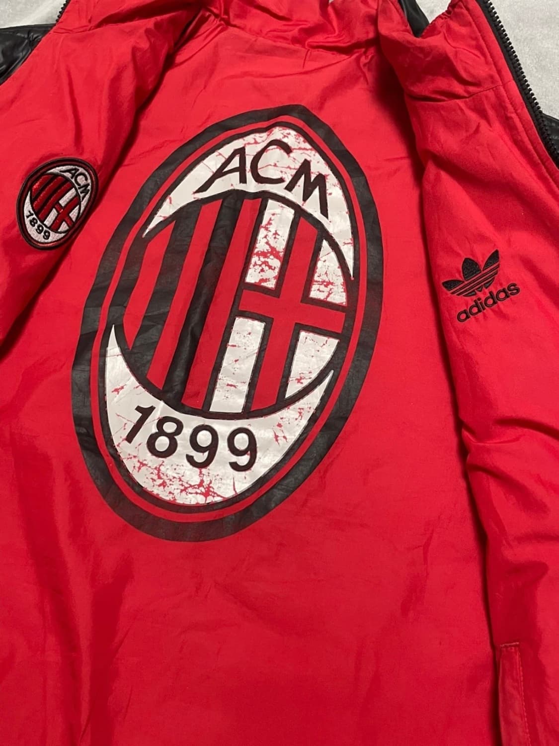 아디다스 AC밀란 리버시블 양면 경량패딩 상품이미지3