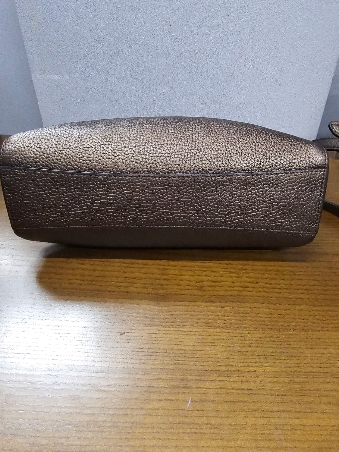 닥스 가죽 크로스백 상품이미지6