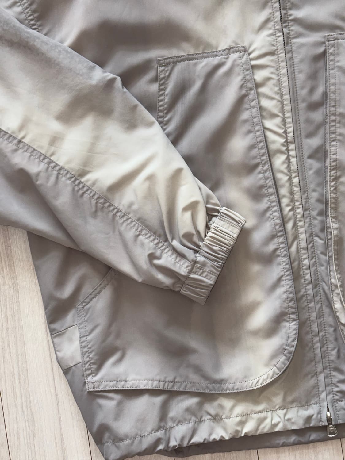 인사일런스 그라데이션 윈드브레이커 L사이즈 상품이미지3