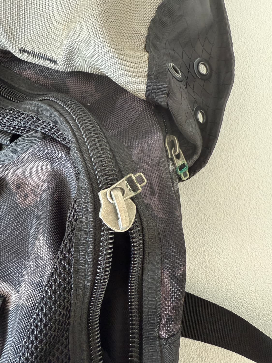 00's 오클리(OAKLEY) 아이콘 백팩 상품이미지8