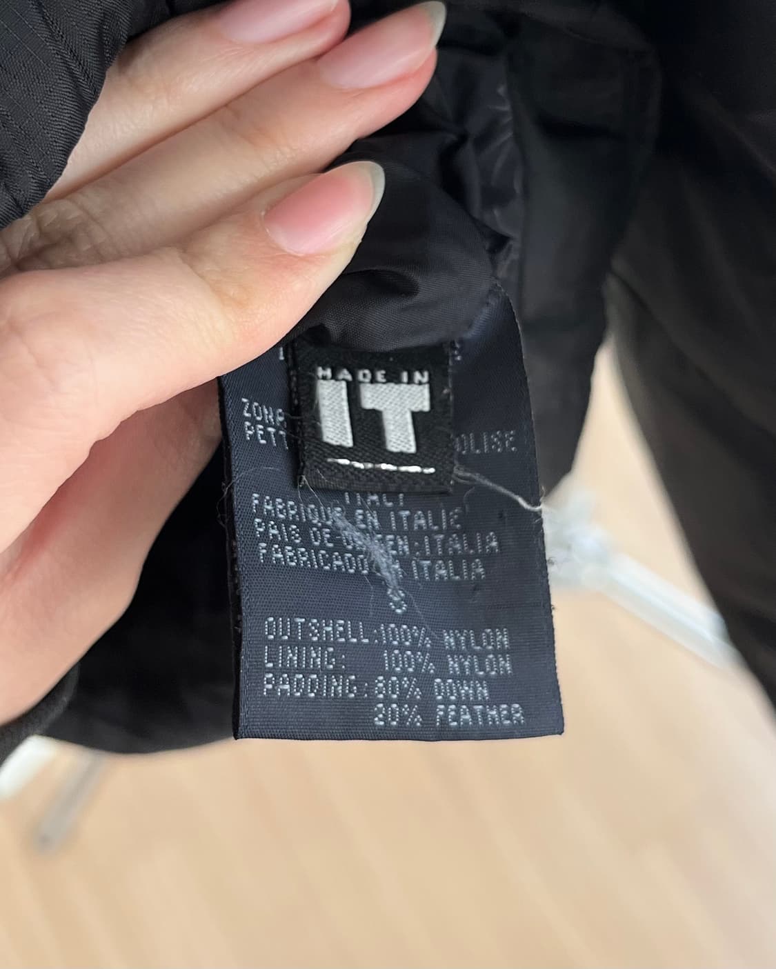 베르사체 블랙 스탠드업 칼라 퍼퍼 자켓 상품이미지8