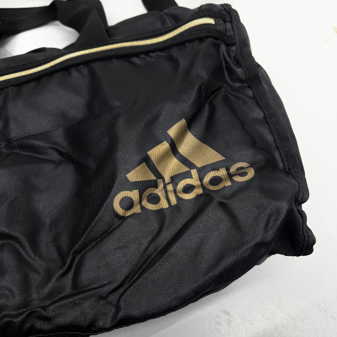 아디다스 00s 올드스쿨 크로스백 상품이미지3