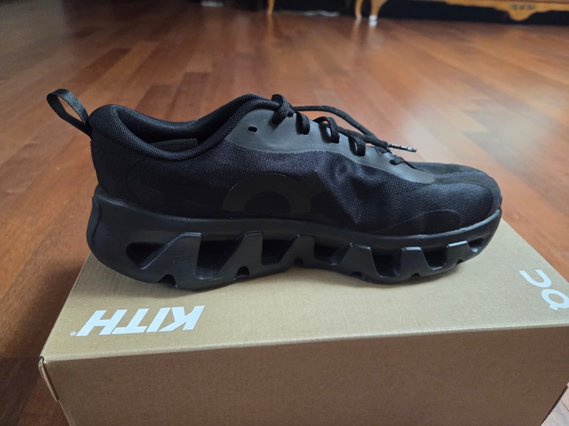 온러닝 KITH 테크1 상품이미지4