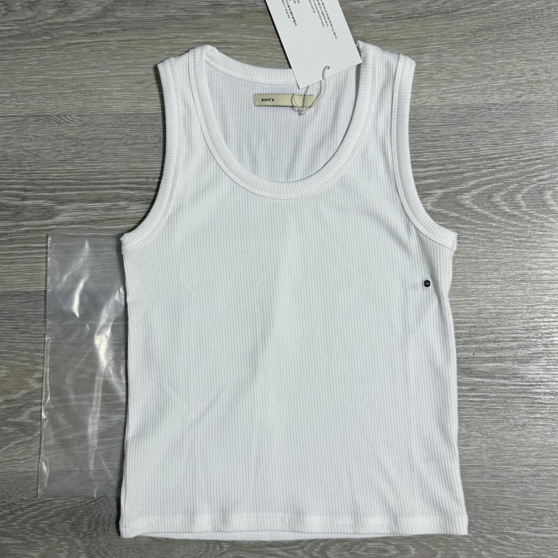 에옹쓰 슬리브리스 탑 나시 eonts sleeveless top  상품이미지1