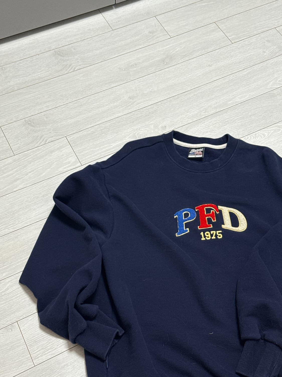 펜필드 네이비 로고 맨투맨 상품이미지1