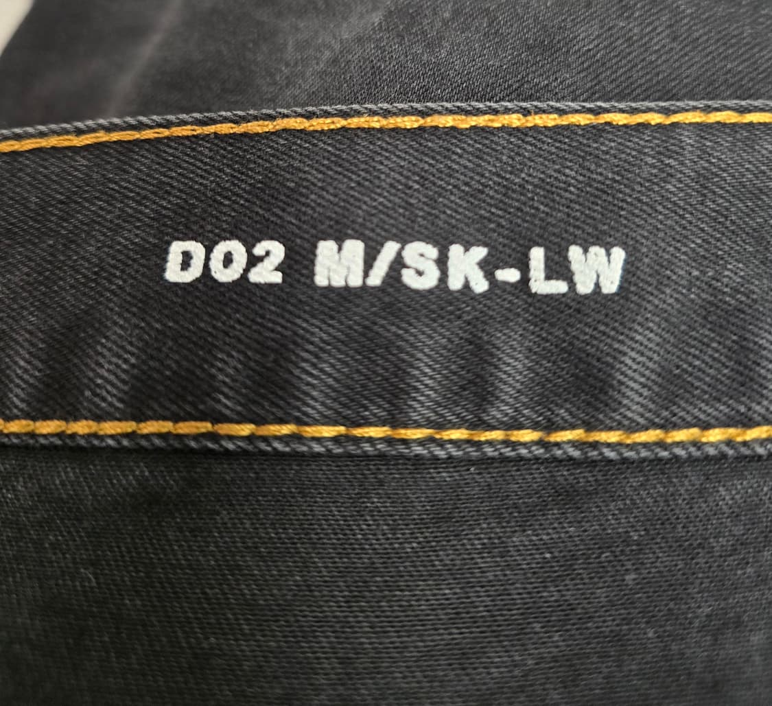 생로랑 찢청 블랙청바지.  싸이즈 32~33
 상품이미지6