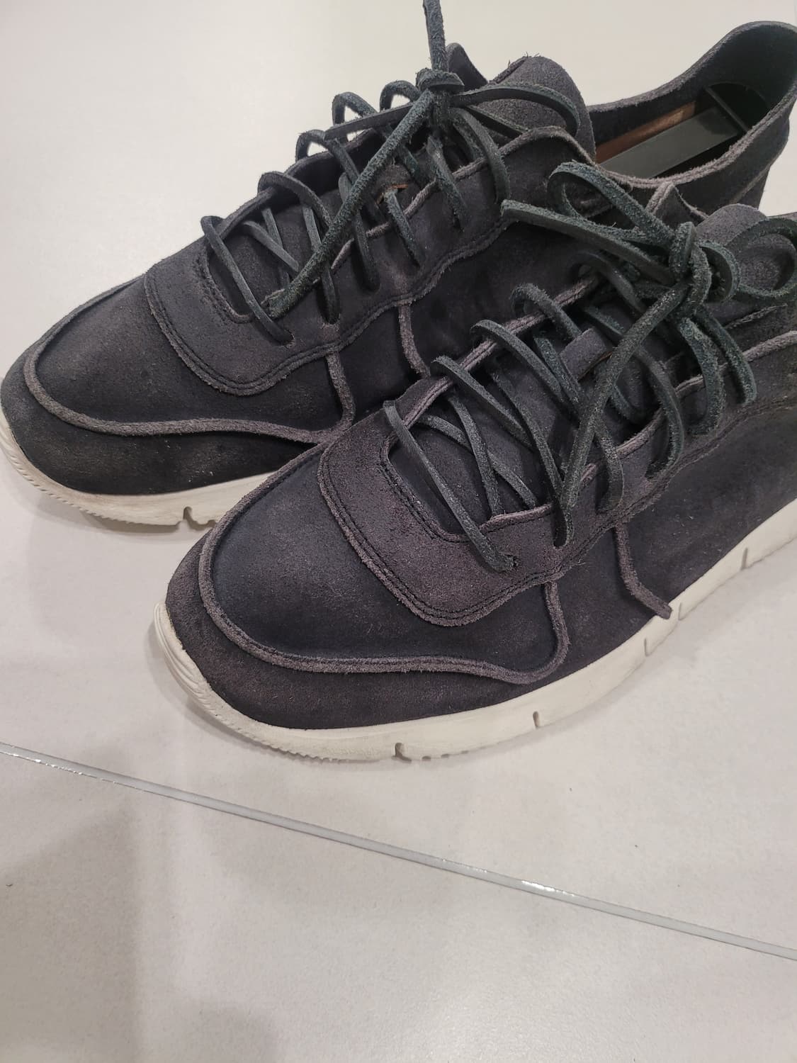 41/블랙  시간이 흐를수록 깊어지는 멋, 부테로 카레라 스웨이드 상품이미지1