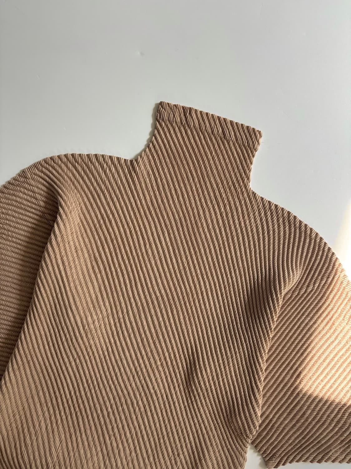 Issey Miyake 이세이미야케 플리츠플리즈 골드 모크넥 롱 원피스  상품이미지5