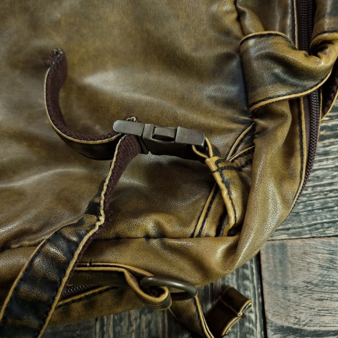 [일본빈티지] 비건 레더 워시드 가죽 투웨이 백팩 M18969 상품이미지4