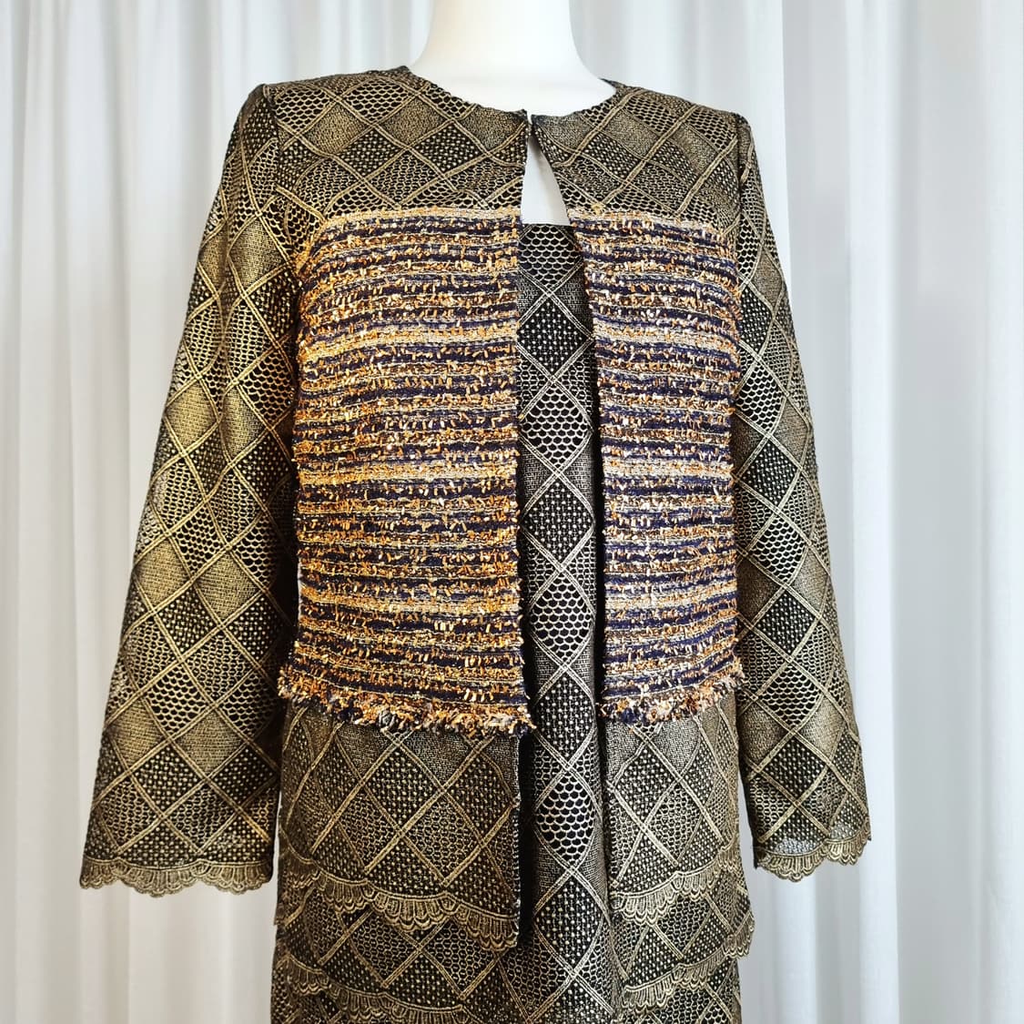 센죤 St.John 센존 금사 쓰리피스 셋업 (55)새상품/구매200중반 상품이미지3