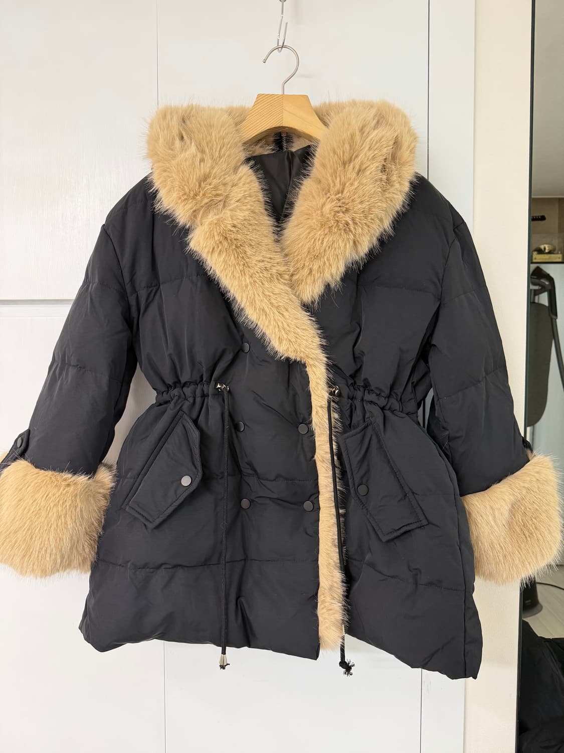 새상품 트리밍 패딩 점퍼 상품이미지3