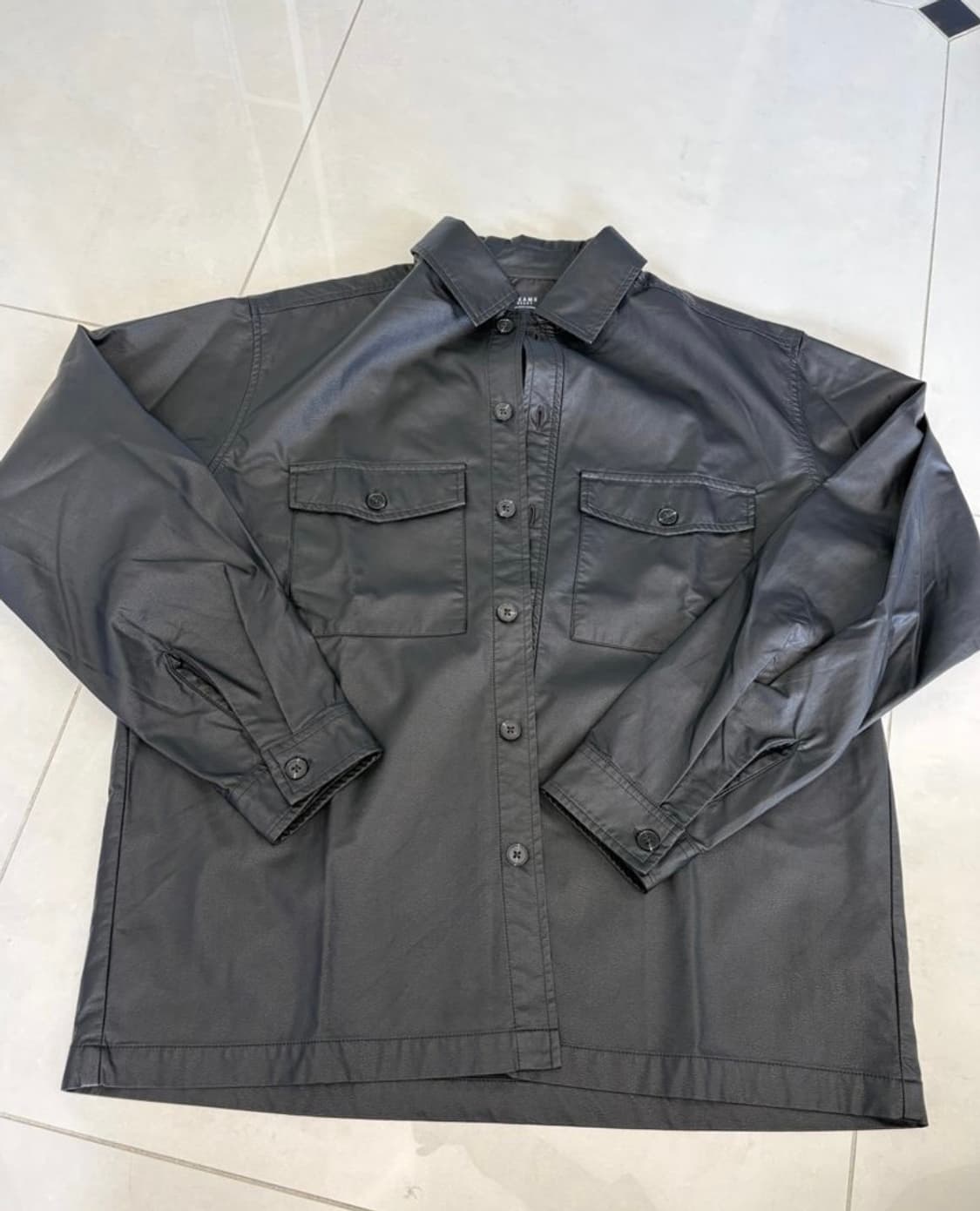 빔즈 FAKE LEATHER CPO SHIRT 상품이미지1