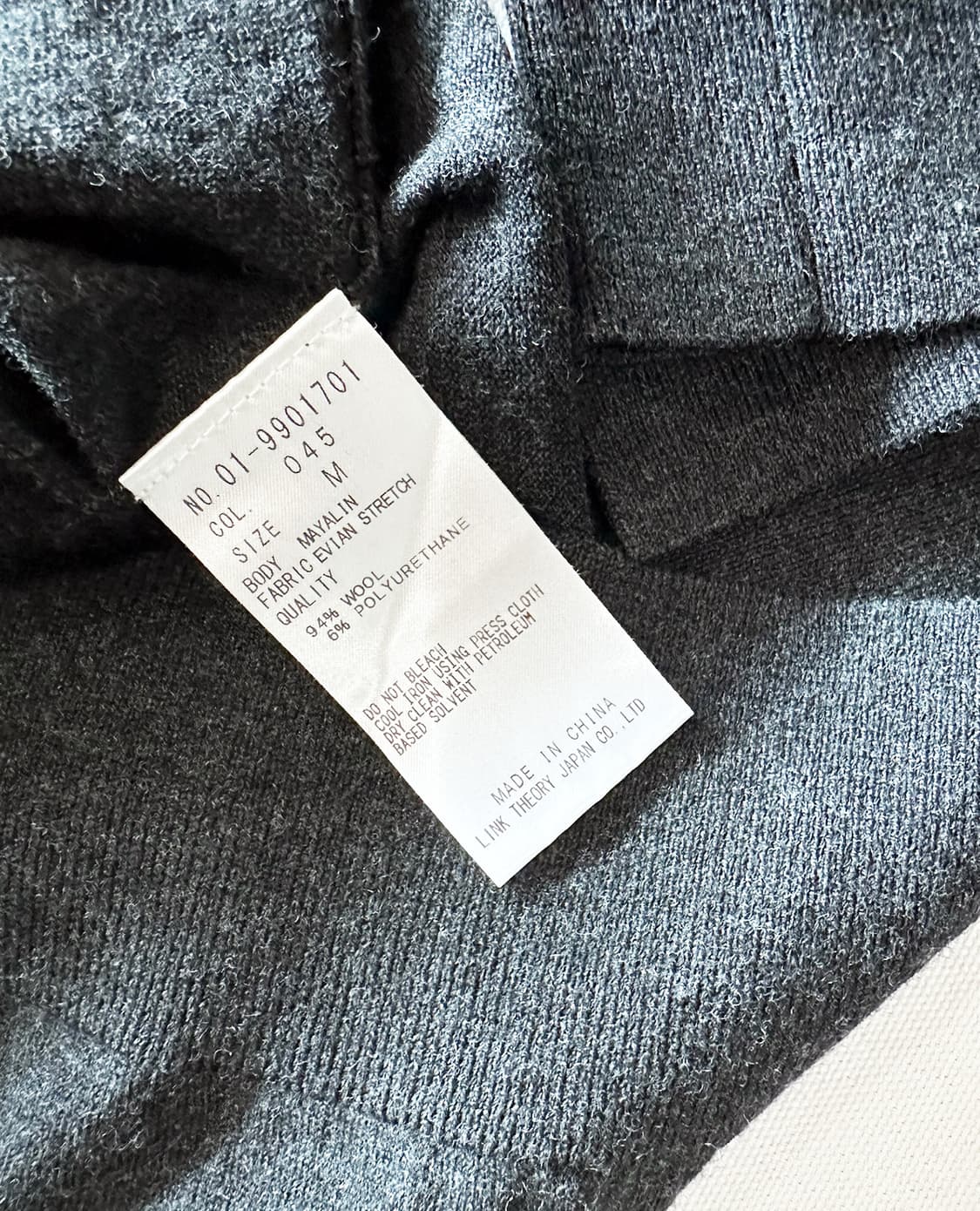 THEORY v-neck knit 상품이미지9