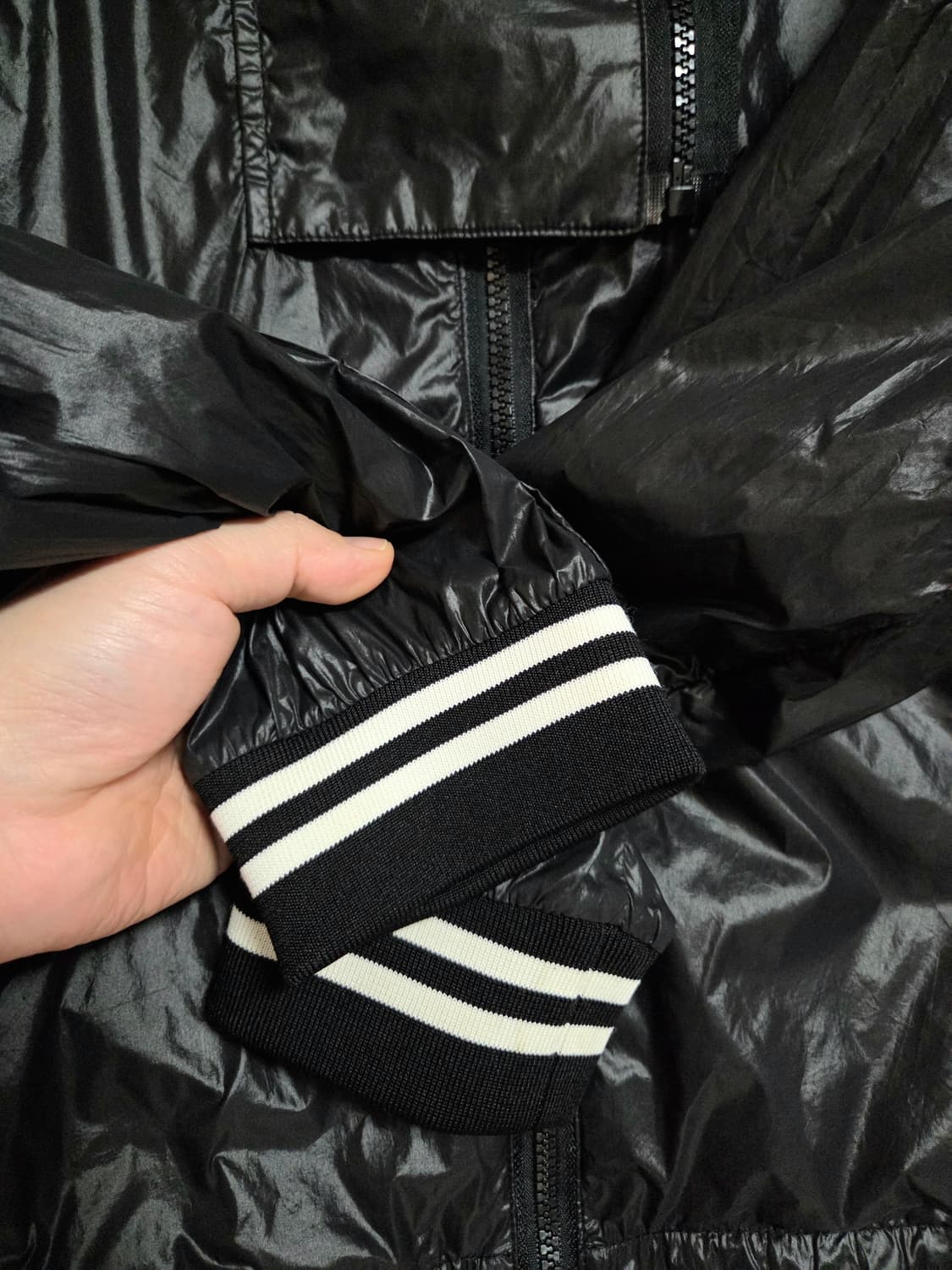 몽클레르 레페(Reppe) 바람막이 - 블랙 3사이즈 상품이미지4