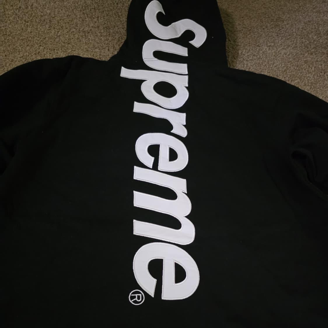 24FW 슈프림 사틴 아플리케 후드티 블랙 상품이미지2