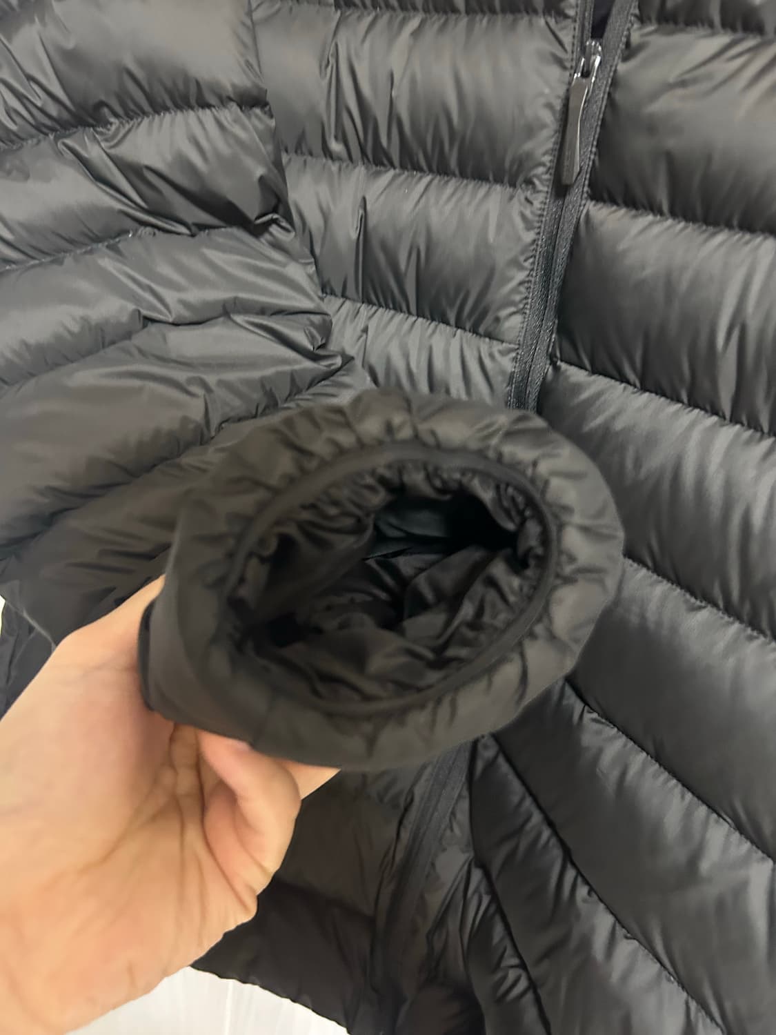 25FW 아크테릭스 세륨 후디 블랙 L 국내판 상품이미지6