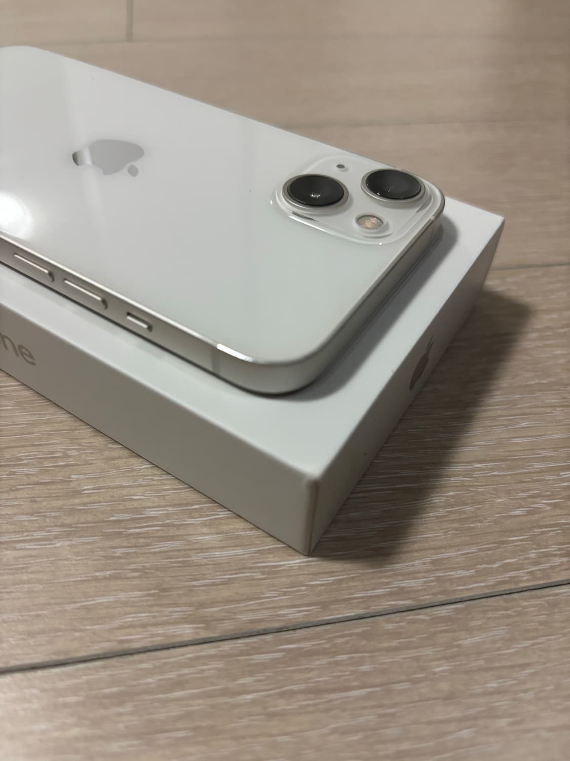 아이폰13 화이트128 상품이미지5