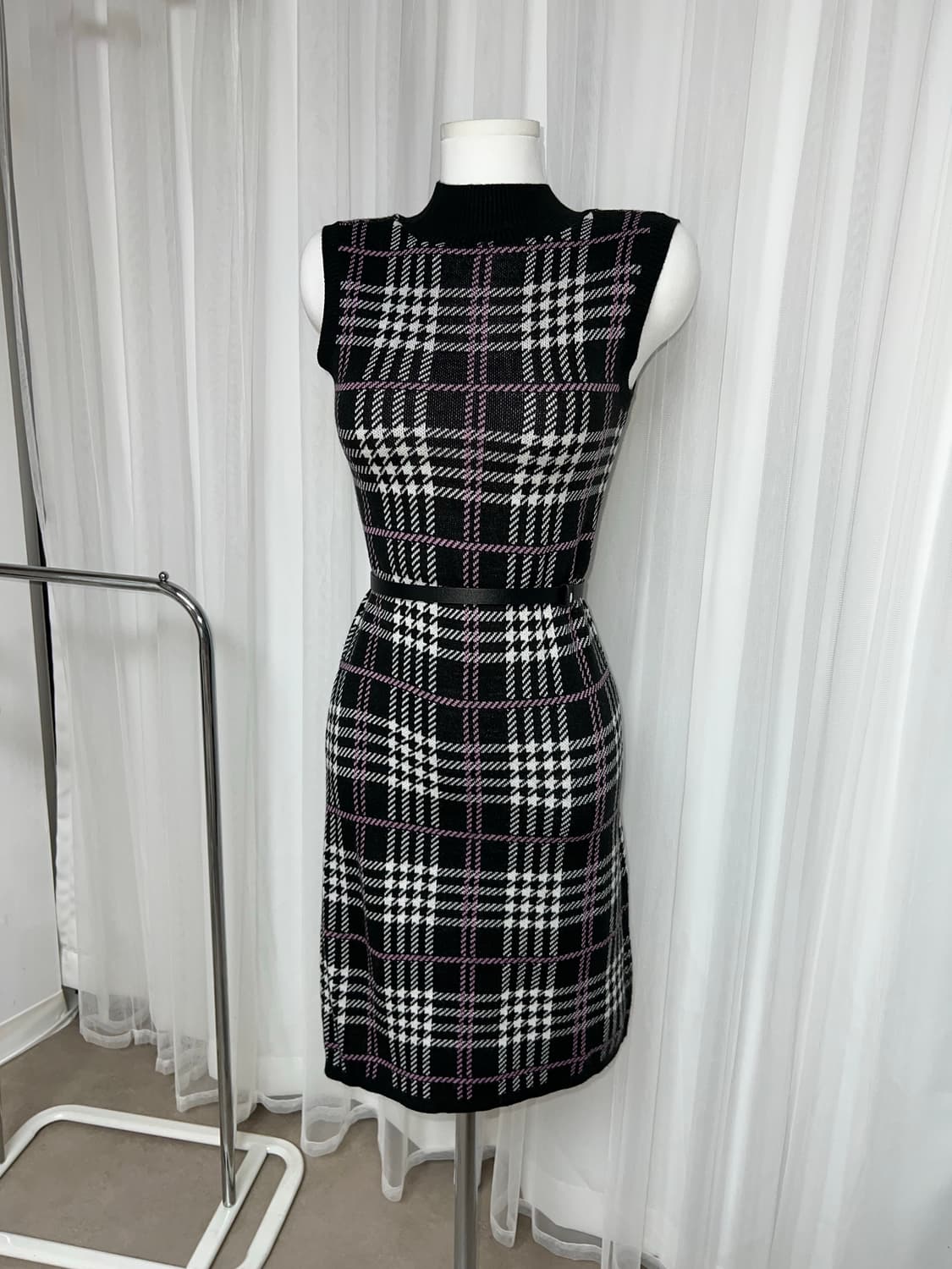 블랙 퍼플 체크 니트 롱 원피스 상품이미지5