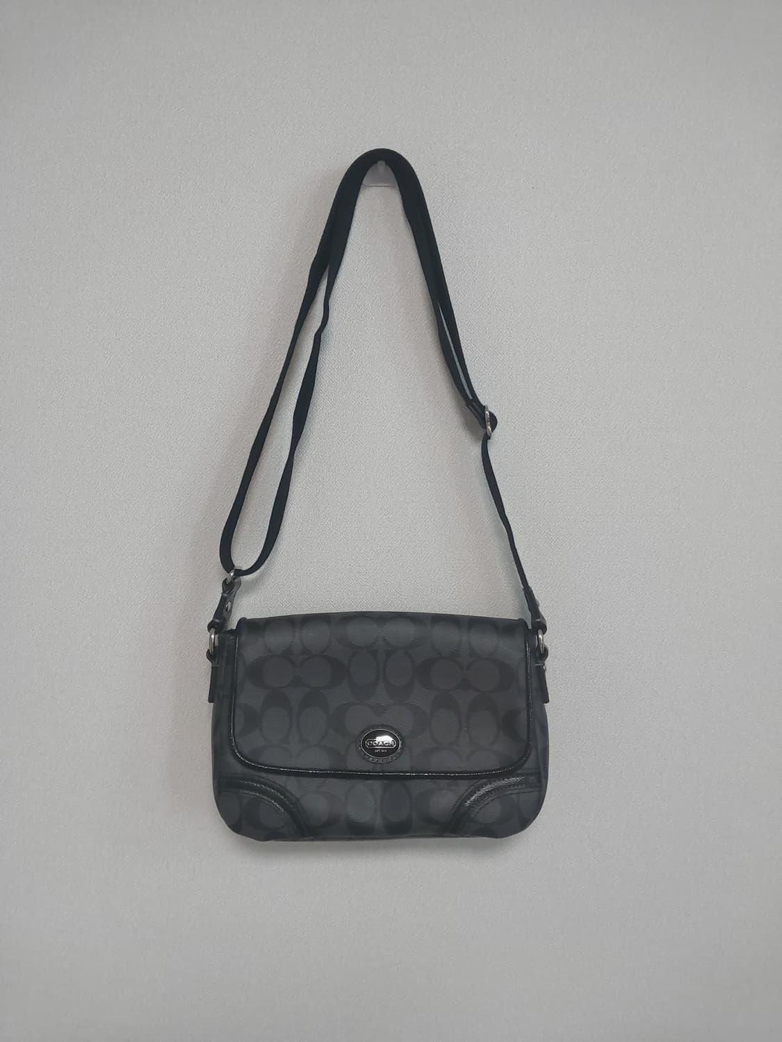 코치 COACH 크로스백 상품이미지1