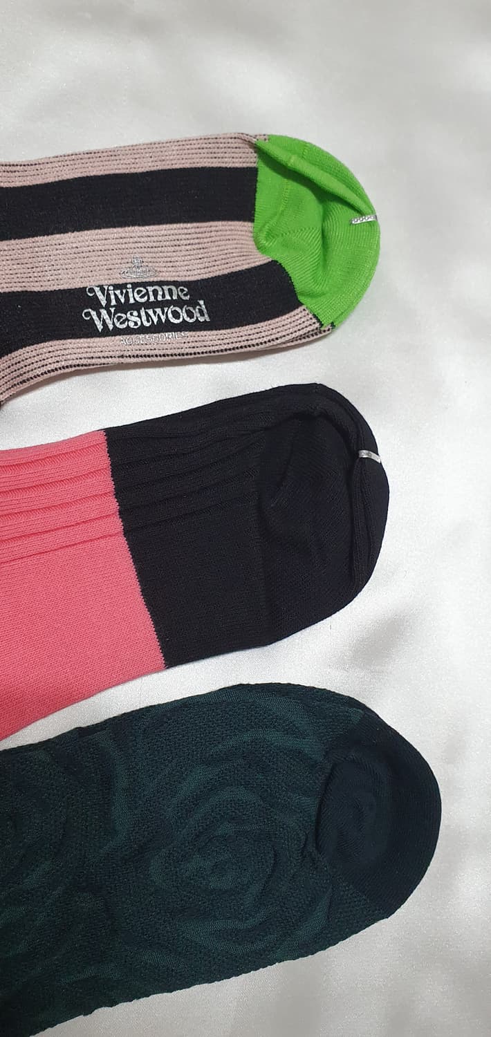 블루 연핑크 다크그린 블랙 레이스 스트라이프 비비안웨스트우드 양말 상품이미지6