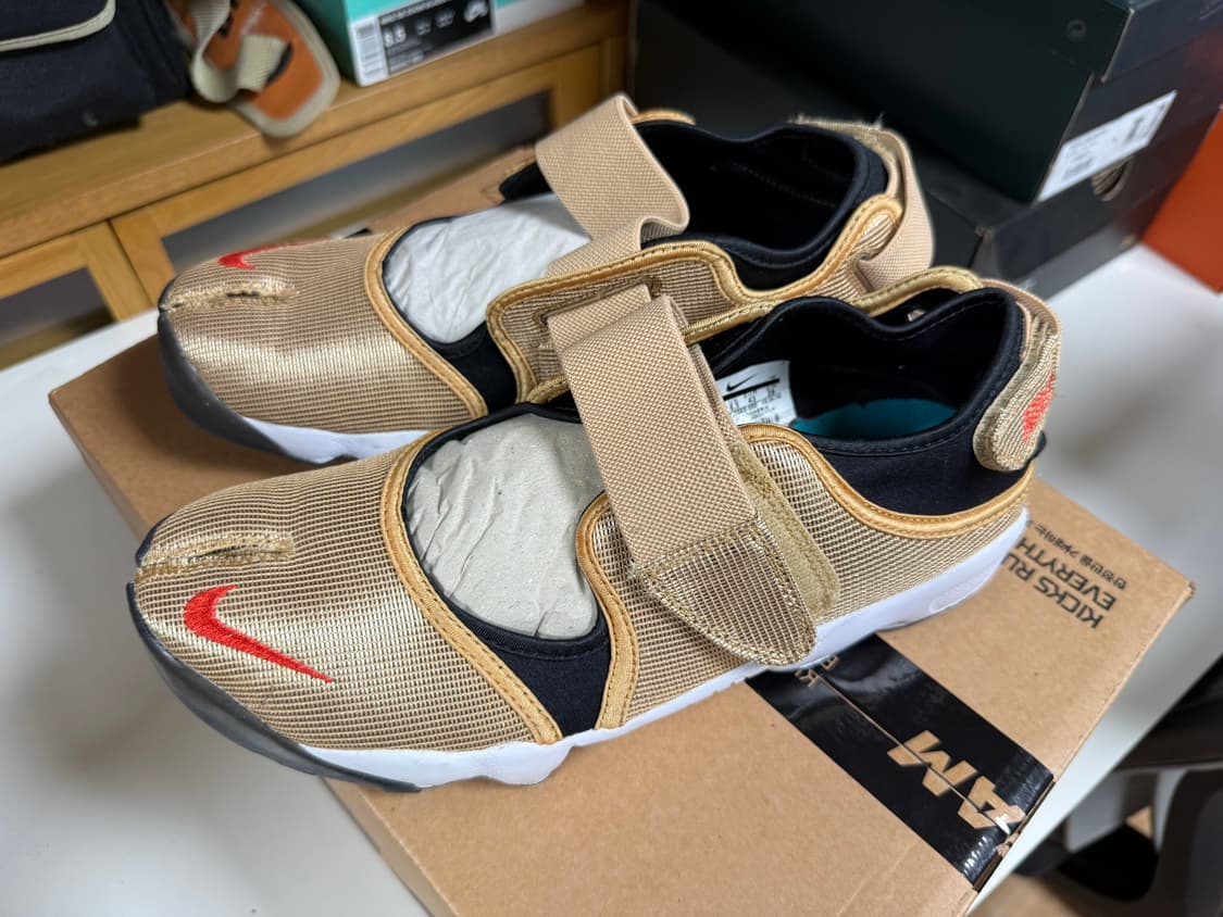 (280) Nike Air Rift 나이키 에어리프트 Metallic G 상품이미지1