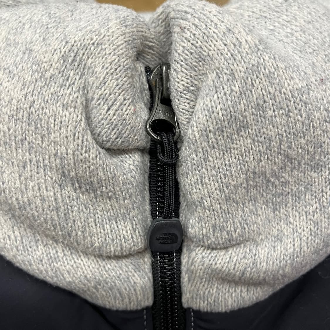 노스페이스 그레이 블랙 배색 면 코튼 패딩 조끼 80 상품이미지6