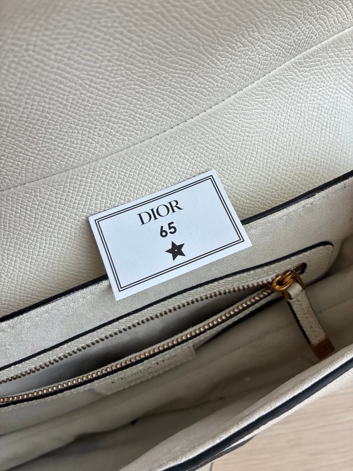 디올 새들백 M 미디움 화이트 레더 숄더백 라떼 상품이미지5