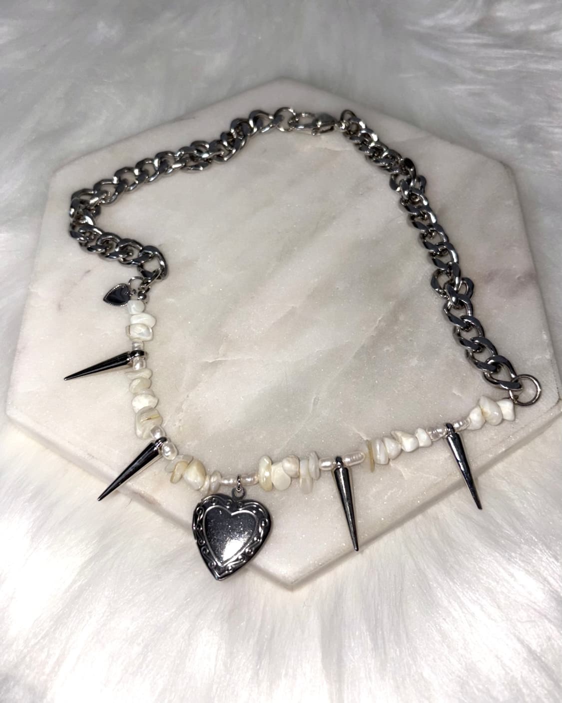 [shell heart] 펑크 자개 진주 앤틱 하트 비즈 써지컬 목걸이 상품이미지1